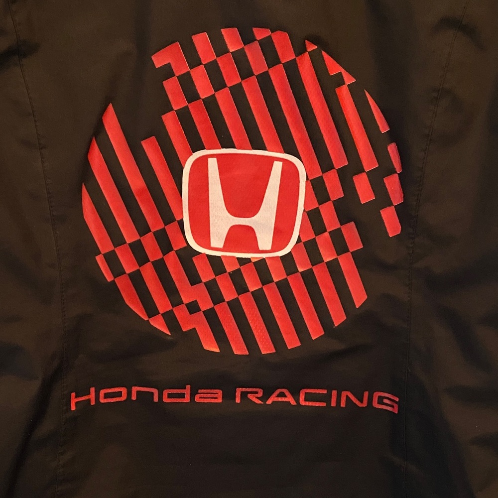 Helly Hansen Formula 1 (F1) 2022 Jacket with Honda Racing accents - Picture 5 of 16